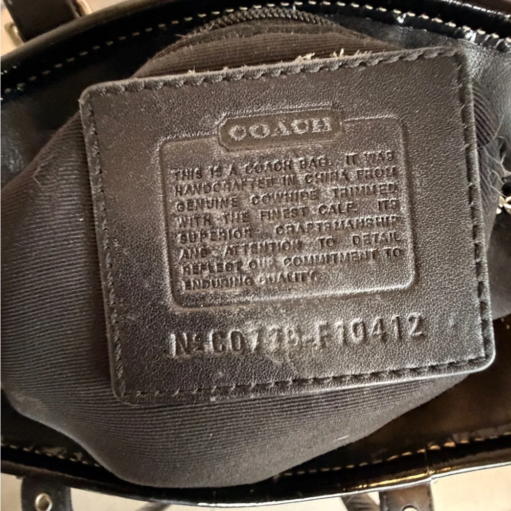 Coach Hampton Legacy Gallery Tote - Picture 2 of 13